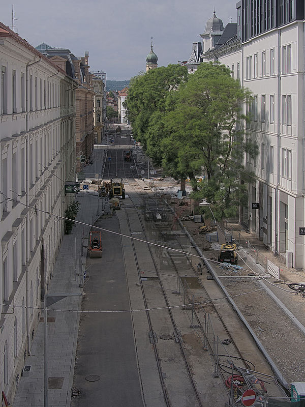 Livebild Baukamera 1 - Webcam 'Neutorgasse Blick von Süden' - Baustelle Neubau Innenstadtentlastungsstrecke Straßenbahn, Graz (ca. 5 Minuteninterval)