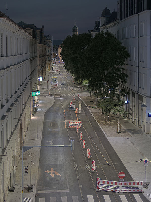 Livebild Baukamera 1 - Webcam 'Neutorgasse Blick von Süden' - Baustelle Neubau Innenstadtentlastungsstrecke Straßenbahn, Graz (ca. 5 Minuteninterval)